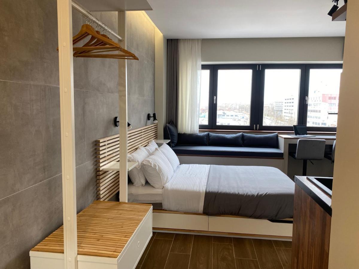 Celestial Luxury Skg Port Apartment Thessaloniki Exterior photo